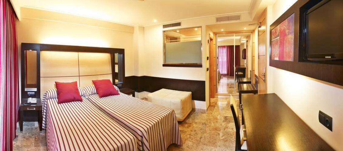 Mll Mediterranean Bay Hotel (Adults Only 18+)