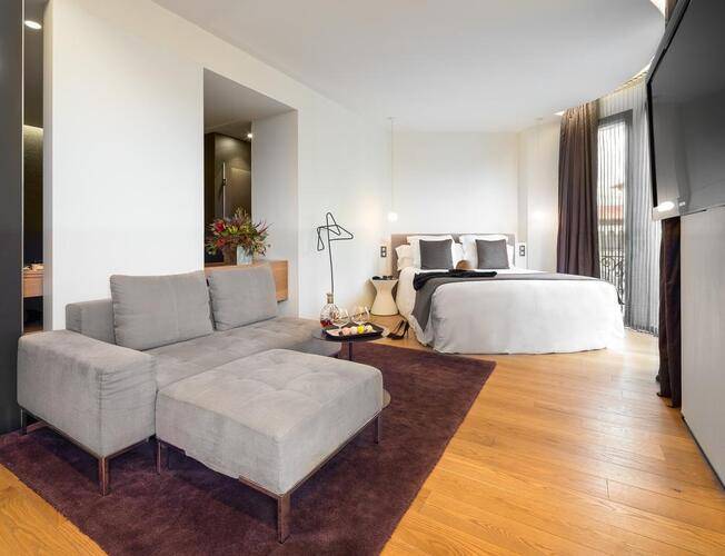 Ohla Hotel