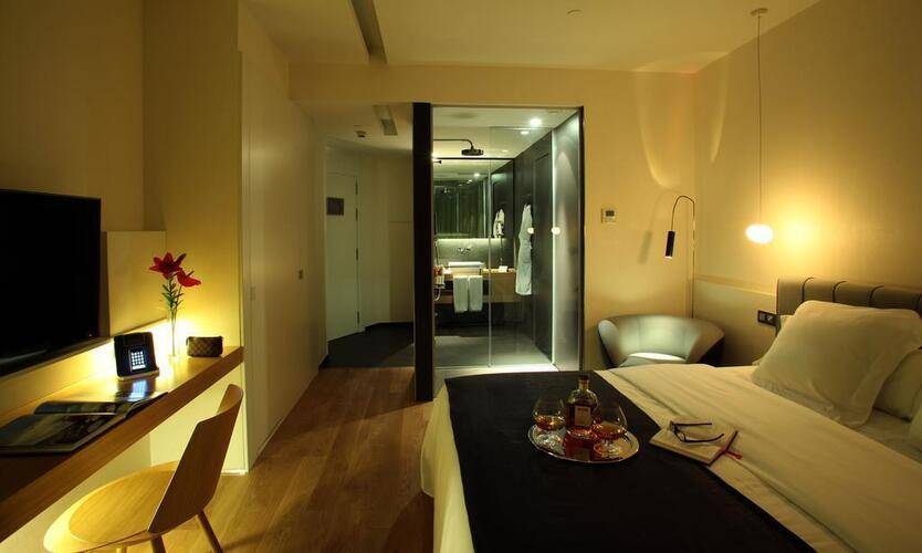 Ohla Hotel