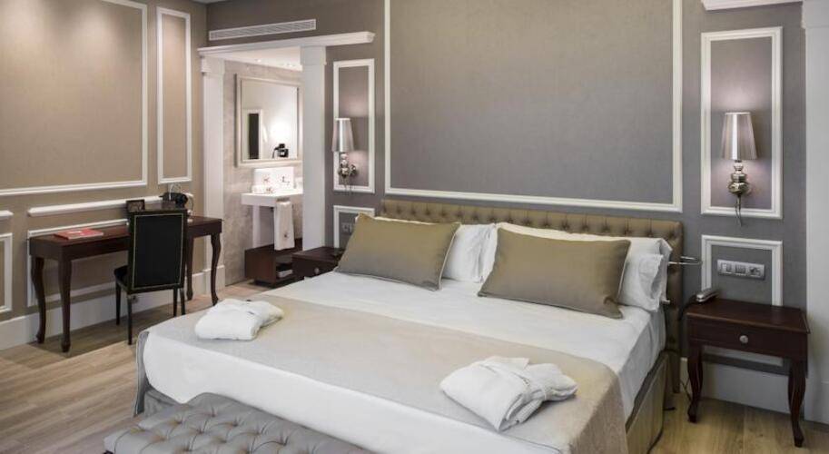 Catalonia Passeig De Gracia Hotel — фото 14