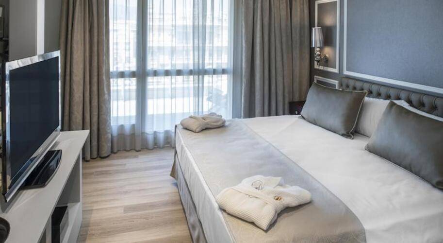 Catalonia Passeig De Gracia Hotel — фото 18