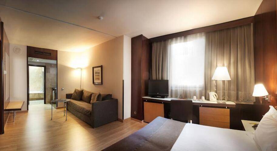 Silken Ramblas Hotel — фото 23