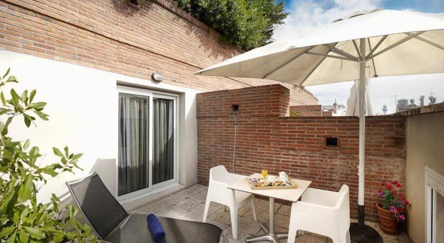 Silken Ramblas Hotel — фото 29