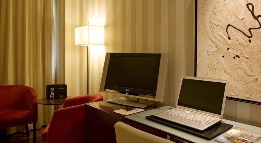 Zenit Barcelona Hotel — фото 9