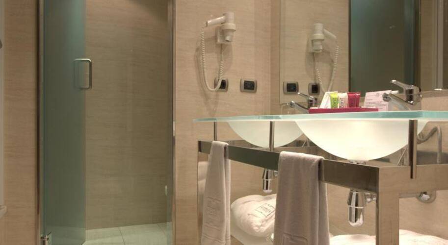 Zenit Barcelona Hotel — фото 12