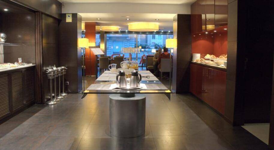 Zenit Barcelona Hotel — фото 14