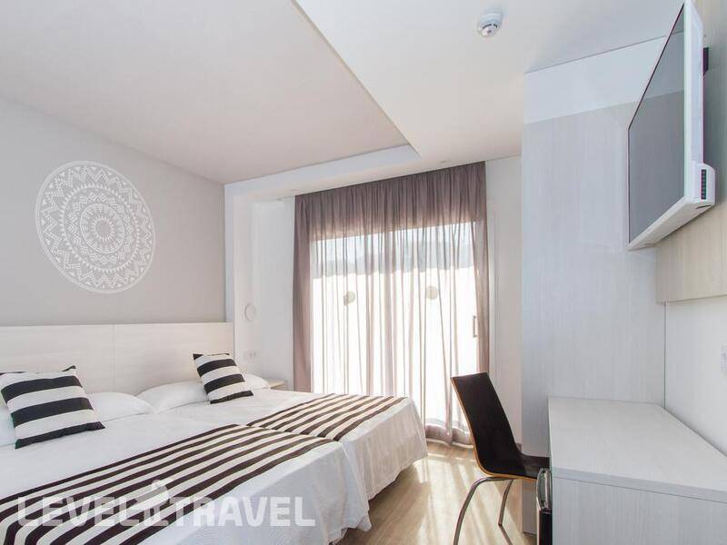 Фотография Oasis Park Splash Hotel