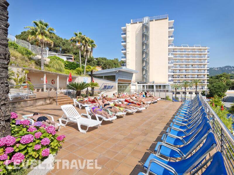 Фотография Oasis Park Splash Hotel