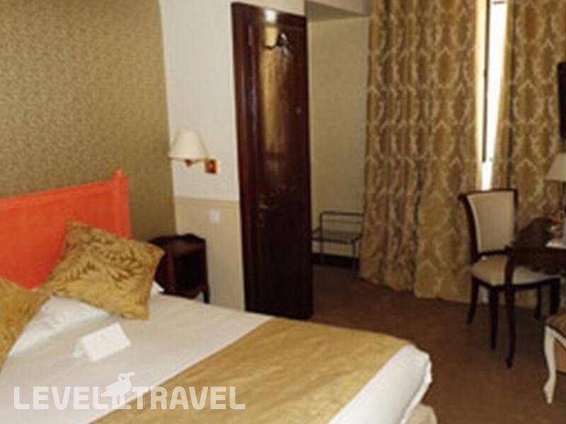 Фотография West End Hotel