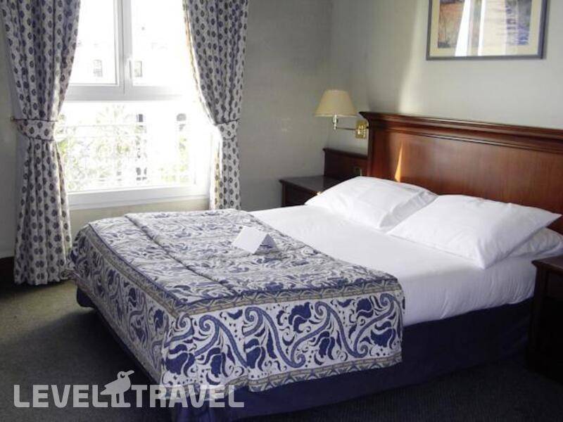 Фотография West End Hotel