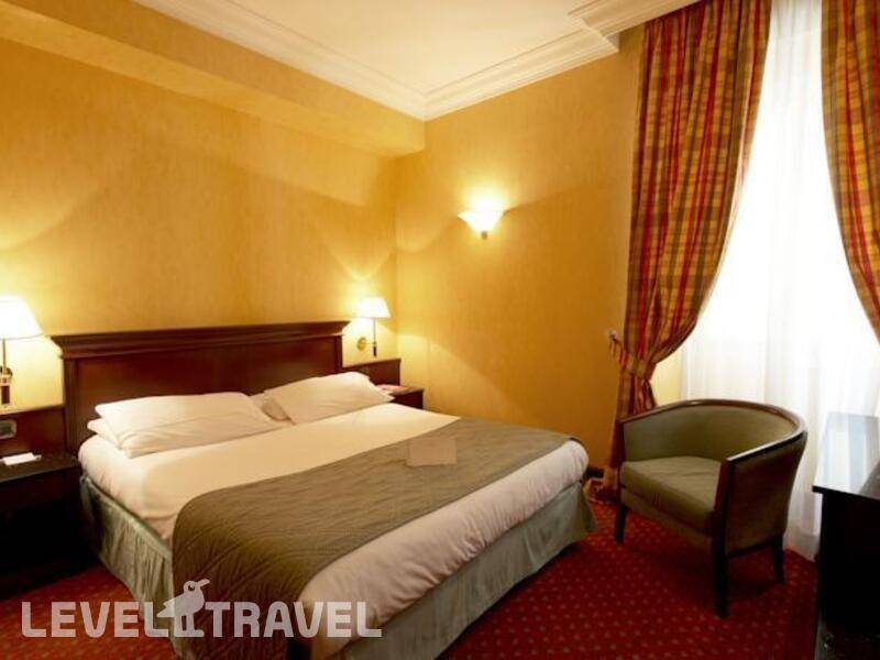 Фотография West End Hotel