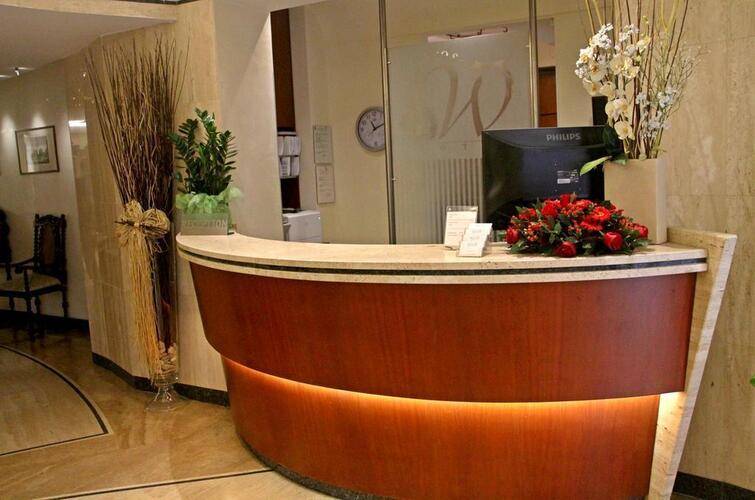 Windrose Hotel