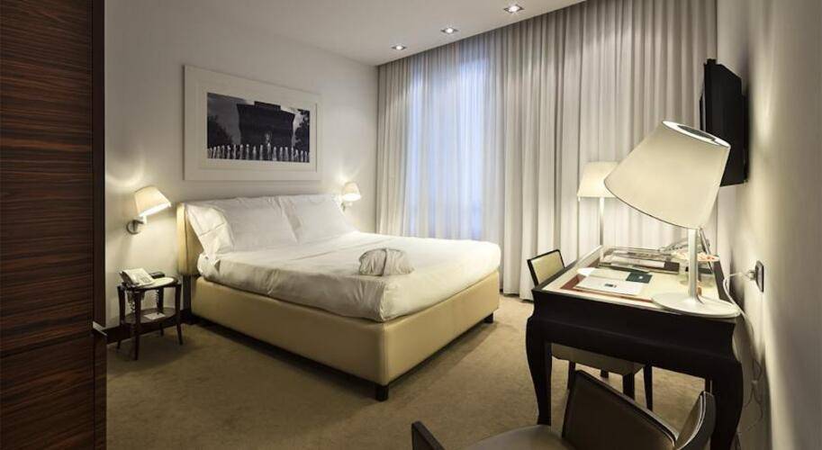 Una Hotel Cusani
