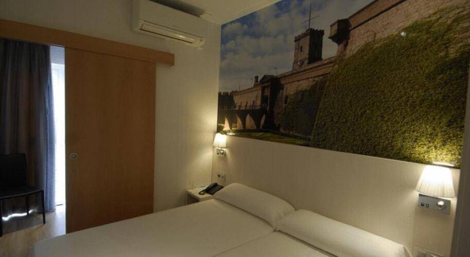 Transit Hotel — фото 13