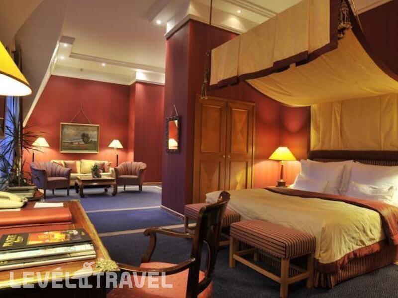 Фотография Savoy Hotel