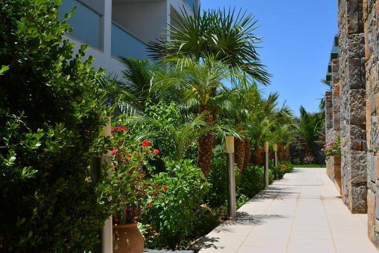 Angela Suites Boutique Hotel
