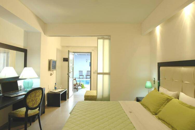 Angela Suites Boutique Hotel