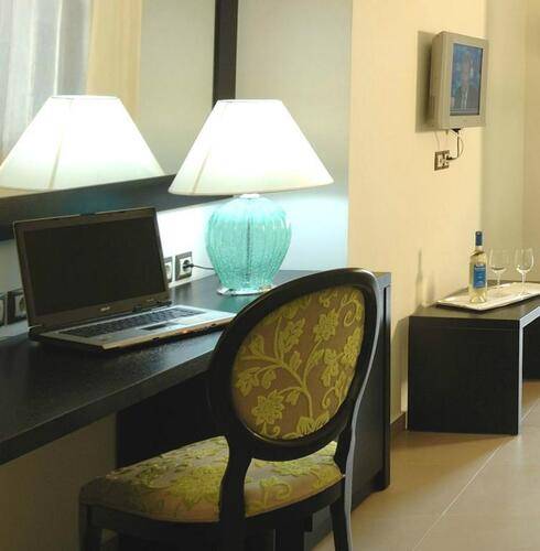 Angela Suites Boutique Hotel