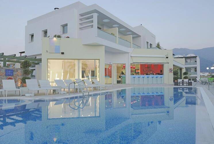 Angela Suites Boutique Hotel