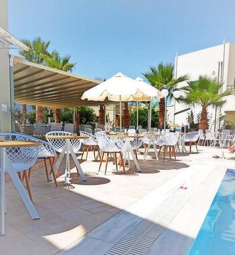 Angela Suites Boutique Hotel