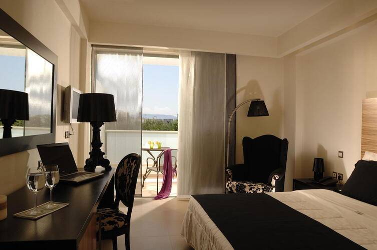 Angela Suites Boutique Hotel