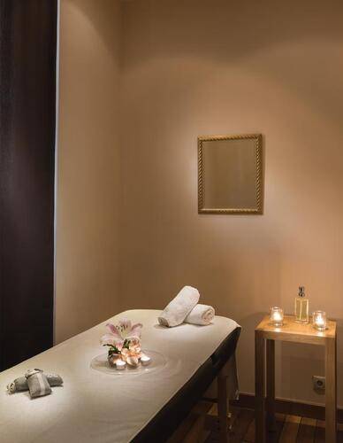 Gdm Megaron Hotel