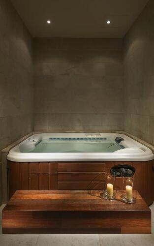 Gdm Megaron Hotel