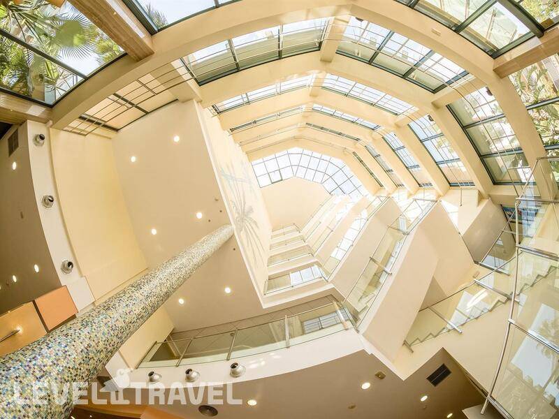 Фотография California Palace Hotel