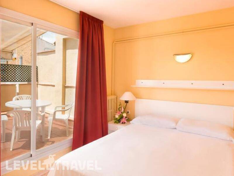 Фотография Aparthotel Bertran