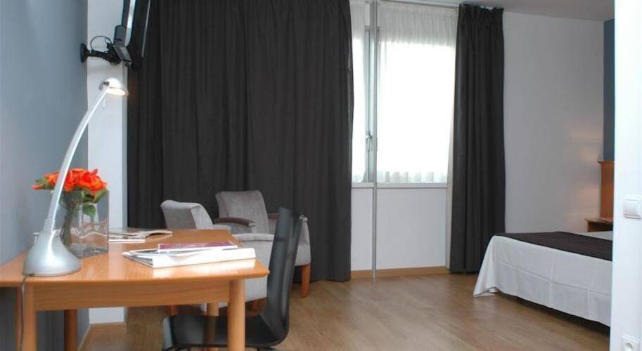 Aparthotel Atenea Valles — фото 19