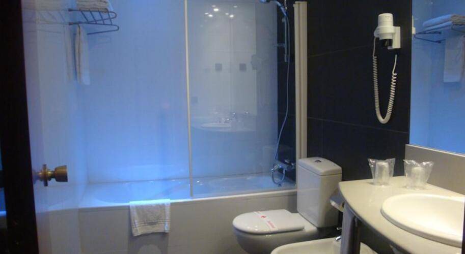 California Hotel — фото 13