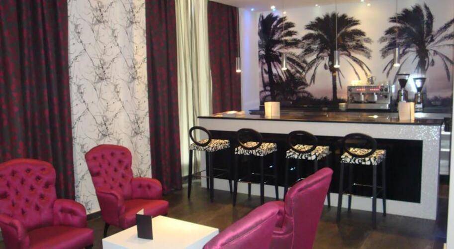 California Hotel — фото 4