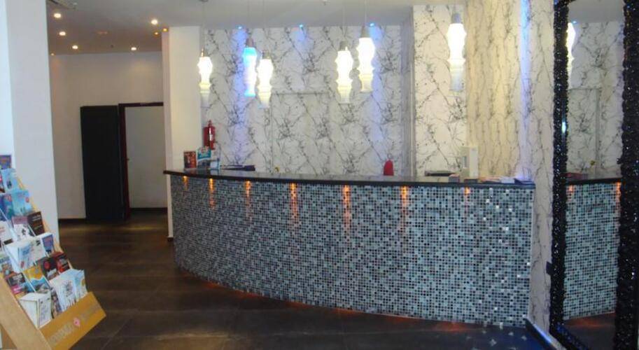 California Hotel — фото 24