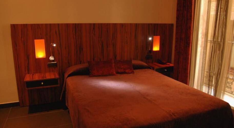 California Hotel — фото 16