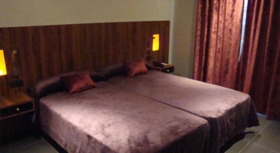 California Hotel — фото 20