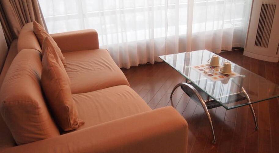 World Union Service Apartment