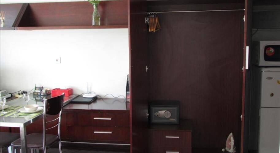 World Union Service Apartment