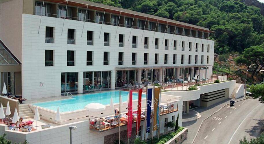 Uvala Hotel