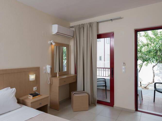 Thalassi Hotel
