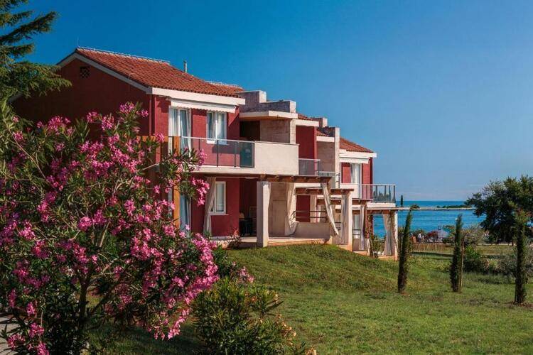 Apartments Sol Katoro For Plava Laguna