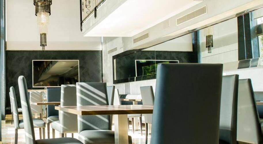 Salles Hotel Ciutat Del Prat — фото 4