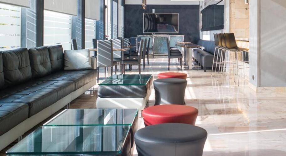 Salles Hotel Ciutat Del Prat — фото 11