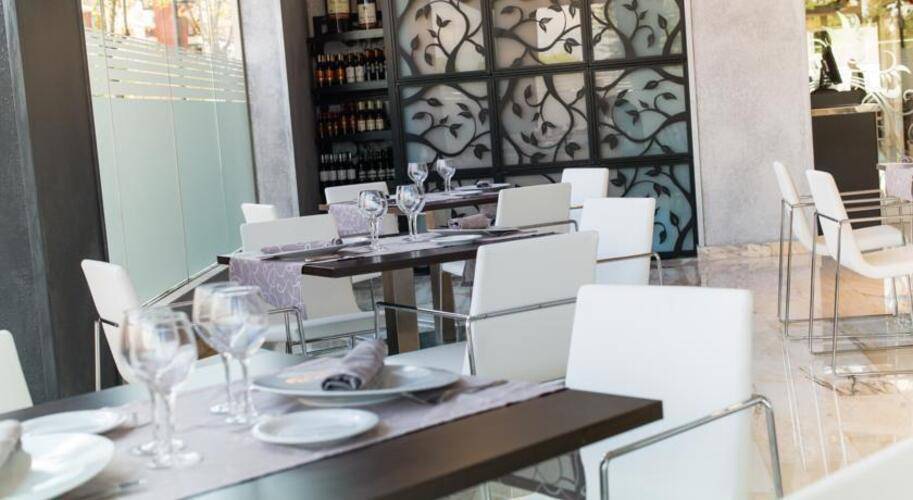 Salles Hotel Ciutat Del Prat — фото 5