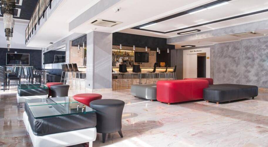 Salles Hotel Ciutat Del Prat — фото 12