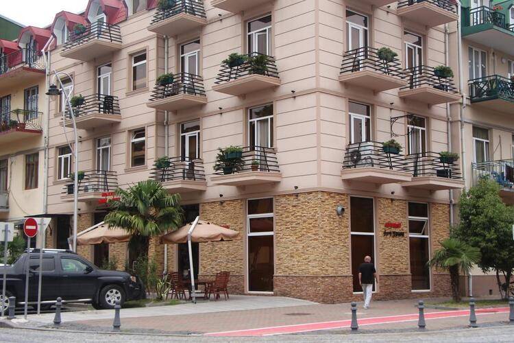 Irise Hotel