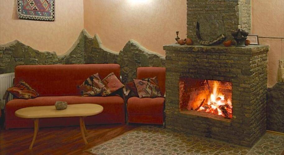 Gudauri Hut Hotel