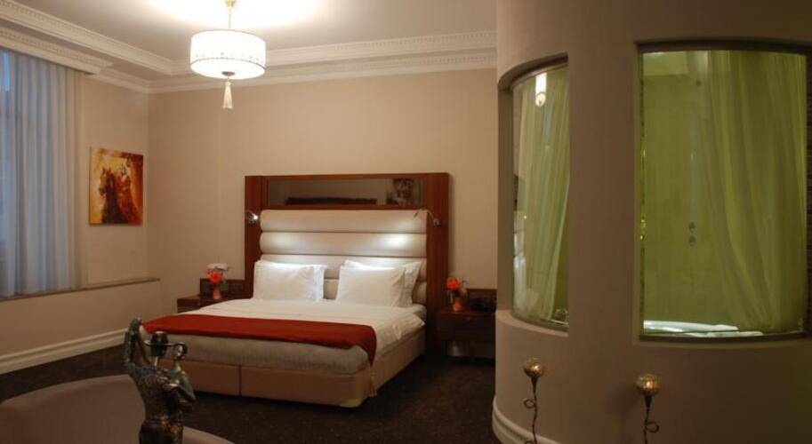 World Palace Hotel