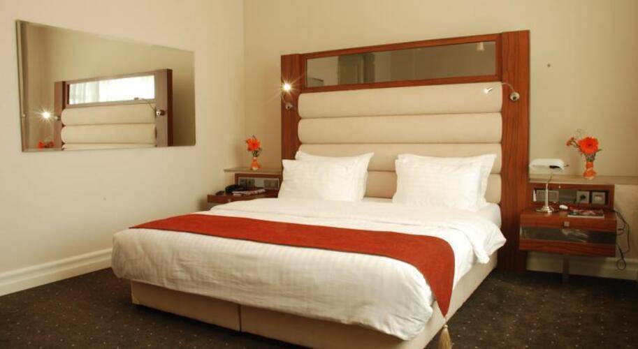 World Palace Hotel