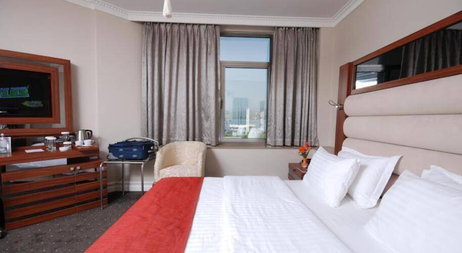 World Palace Hotel