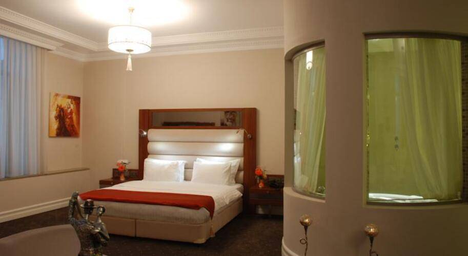 World Palace Hotel